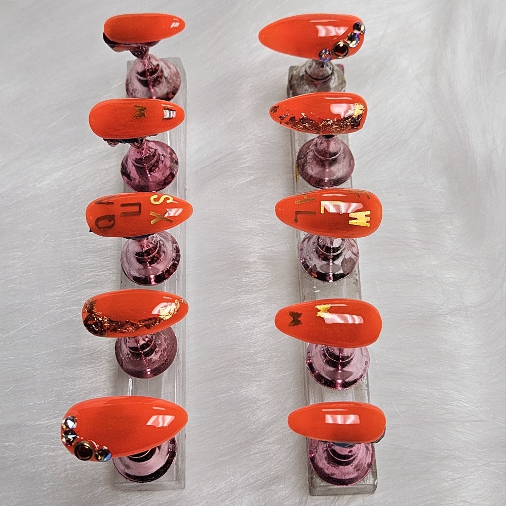 Press on nails - Picture 4 of 5